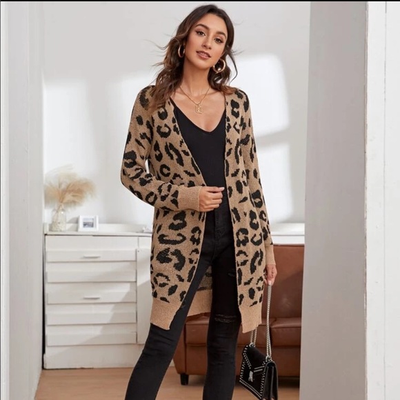 SOFTEST EVER leopard cheetah print cardigan tan - Picture 2 of 3